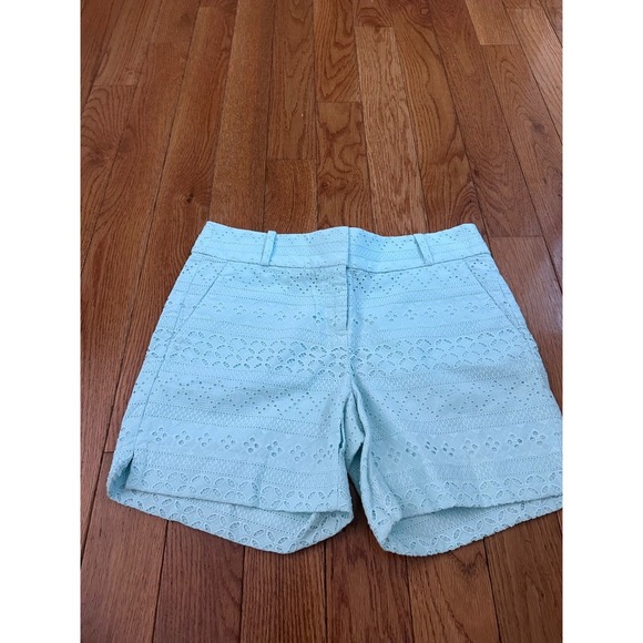Women's Ann Taylor LOFT Riviera Shorts blue Eyelet Blue Casual Summer Size 4 - Picture 1 of 8